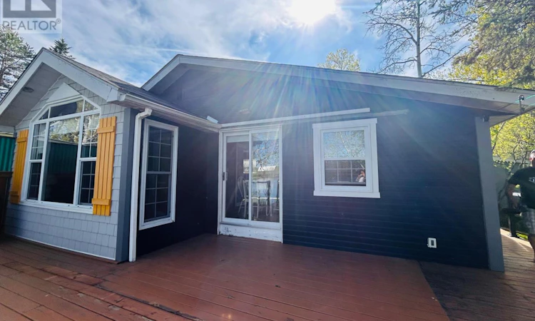 12 Paterson, Remi Lake, Moonbeam Road