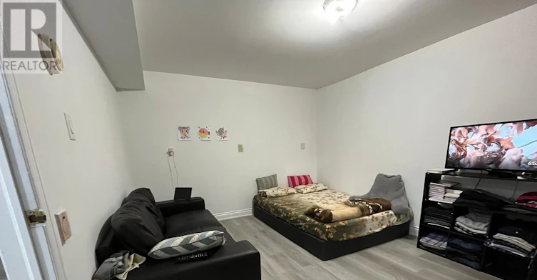 20 Hemingford Place, Whitby, ON, L1R 1G1 - 13