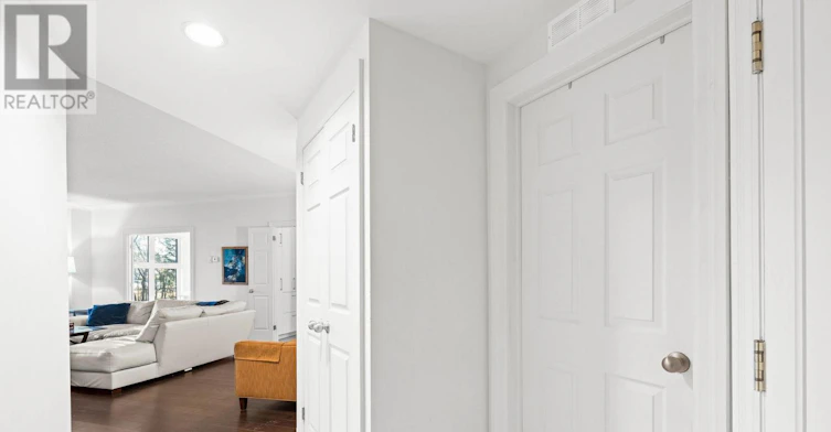 101-21 Durham Private, Ottawa, ON, K1M 2G1 - 13