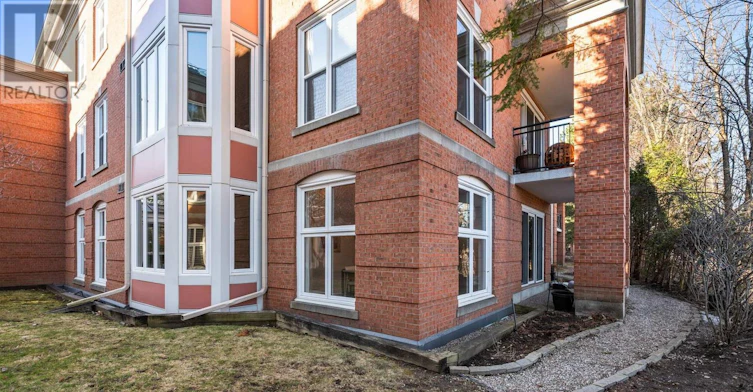 101-21 Durham Private, Ottawa, ON, K1M 2G1 - 38
