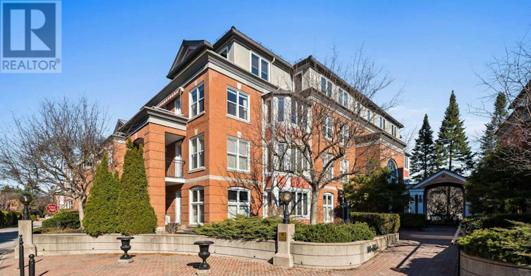 101-21 Durham Private, Ottawa, ON, K1M 2G1 - 3