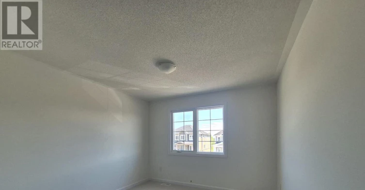 25 Royal Oak Crescent, Loyalist, ON, K0H 1G0 - 25