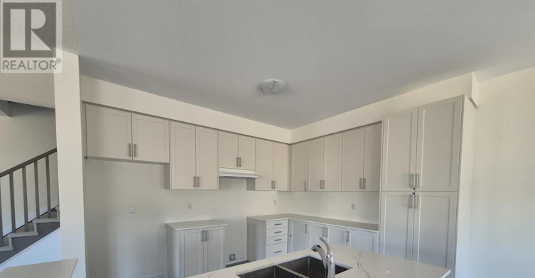 25 Royal Oak Crescent, Loyalist, ON, K0H 1G0 - 8