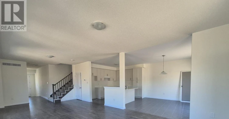 25 Royal Oak Crescent, Loyalist, ON, K0H 1G0 - 6