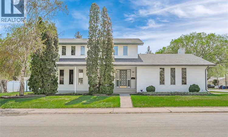 2 Cambridge Crescent