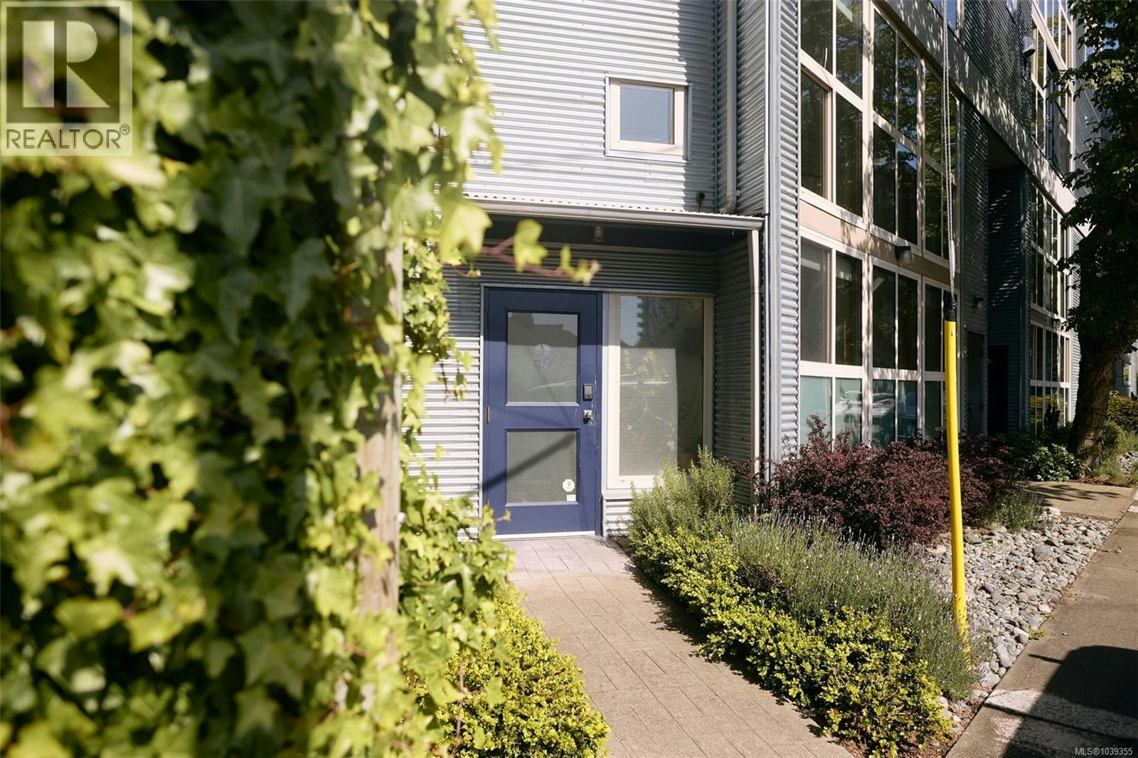 3-407 William Street, Victoria, BC, V9A 3Y8