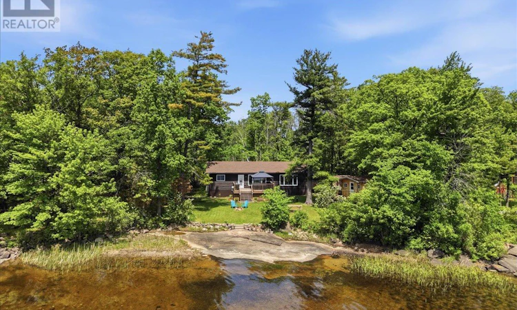 304 Lakeview Lane