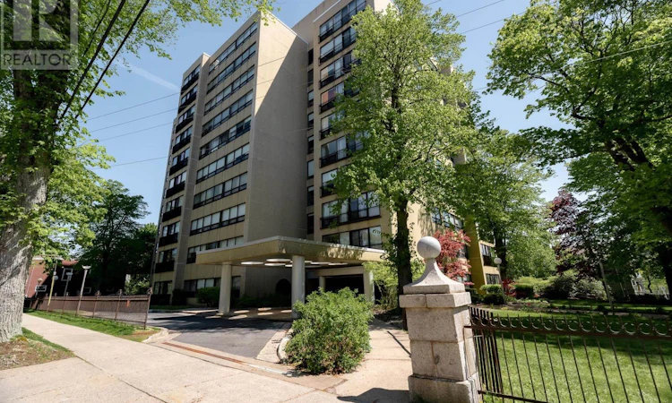 702-6095 Coburg Road