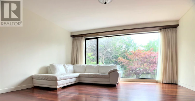 5 Dunlace Drive, Toronto, ON, M2L 2R8 - 7