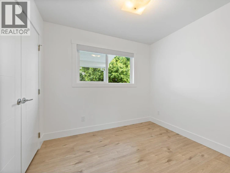 1315 Dehart Road, Kelowna, BC, V1W 4N3 - 32