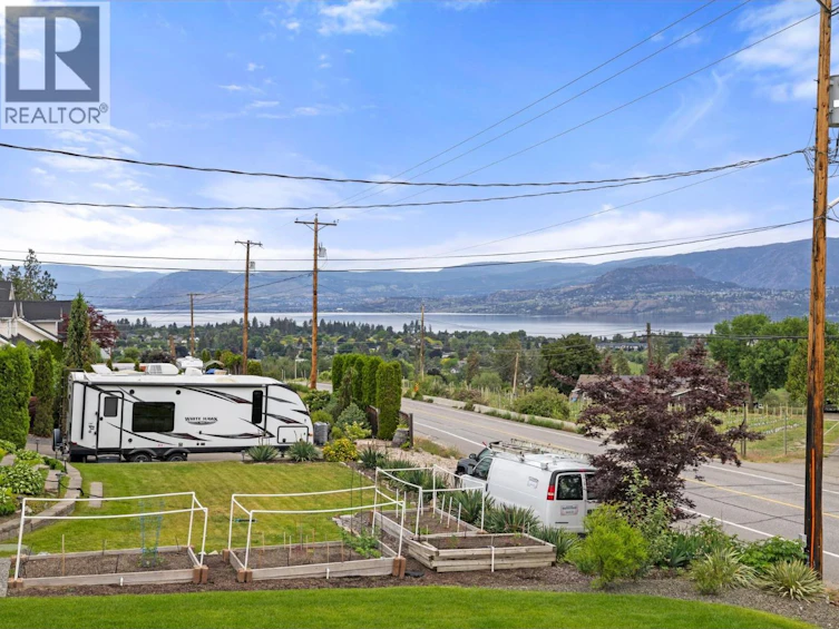1315 Dehart Road, Kelowna, BC, V1W 4N3 - 4