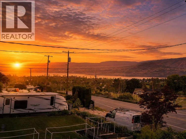 1315 Dehart Road, Kelowna, BC, V1W 4N3 - 5