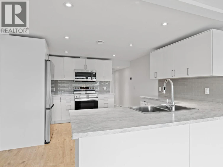 1315 Dehart Road, Kelowna, BC, V1W 4N3 - 52