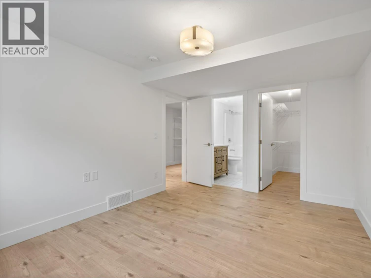 1315 Dehart Road, Kelowna, BC, V1W 4N3 - 57