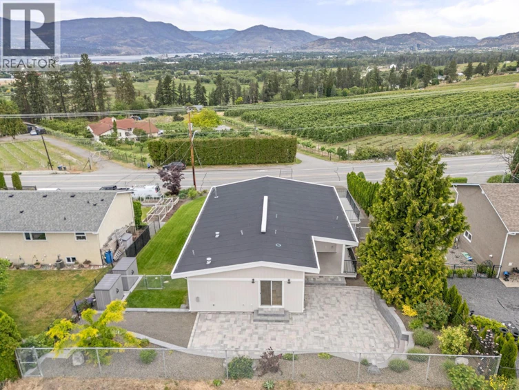 1315 Dehart Road, Kelowna, BC, V1W 4N3 - 10