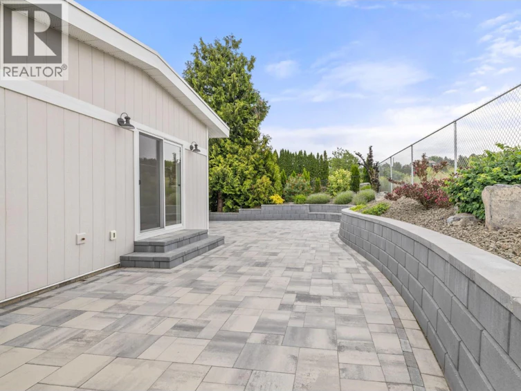 1315 Dehart Road, Kelowna, BC, V1W 4N3 - 70