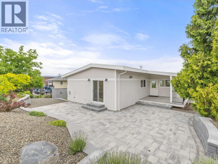 1315 Dehart Road, Kelowna, BC, V1W 4N3 - 72