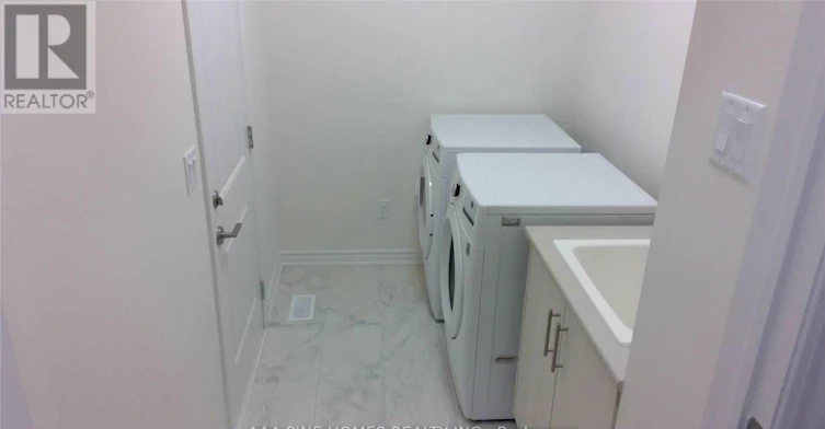 61 Laing Drive, Whitby, ON, L1P 0N6 - 12