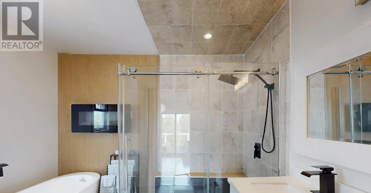 UPPER-1031 Lake Drive N, Georgina, ON, L4P 3E9 - 22