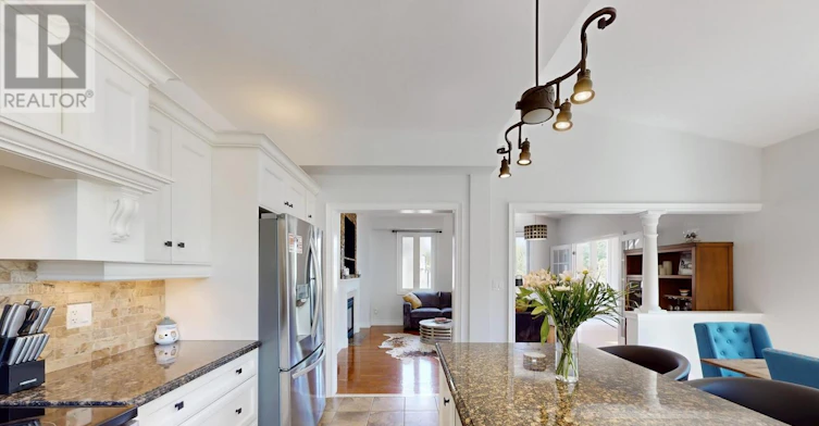 UPPER-1031 Lake Drive N, Georgina, ON, L4P 3E9 - 8