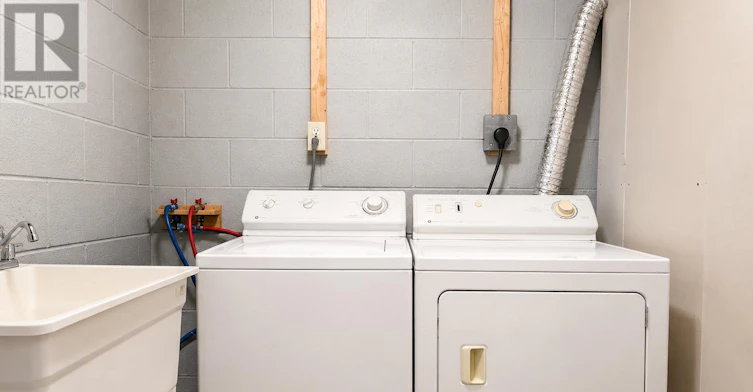 BASEMENT-403 Denlow Avenue, Hamilton, ON, L9C 1K1 - 9