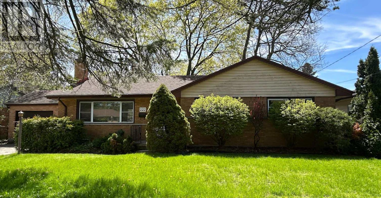 222 Trott Drive, London, ON, N6G 1B5