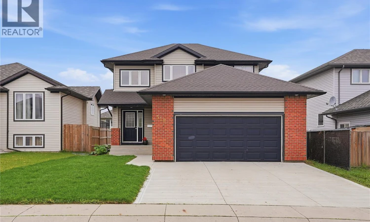 319 Allwood Crescent