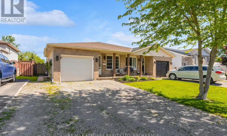 7 Hillcrest Road