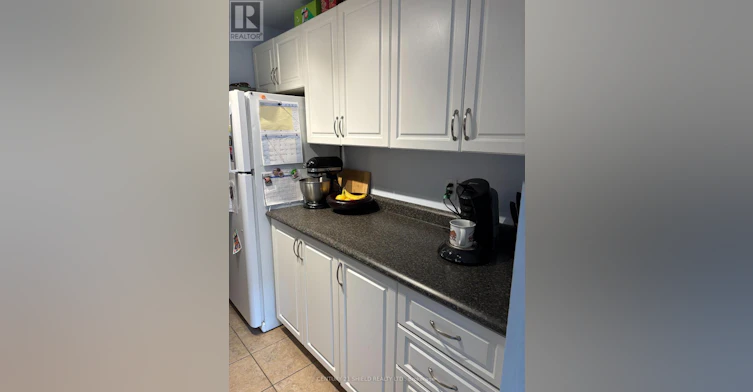 100B-902 Notre Dame Street, Russell, ON, K0A 1W0 - 4