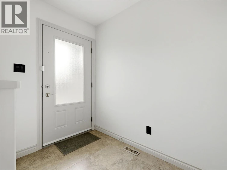 4348 Shaffer Street, Regina, SK, S4W 0L4 - 2