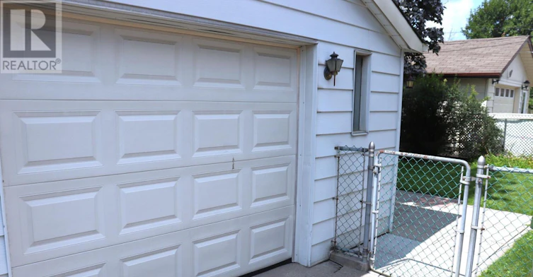 110 Gilroy Drive, Toronto, ON, M1P 2A1 - 22