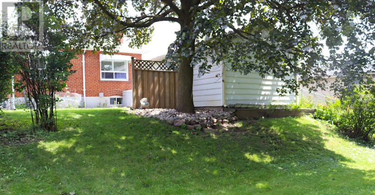 110 Gilroy Drive, Toronto, ON, M1P 2A1 - 25