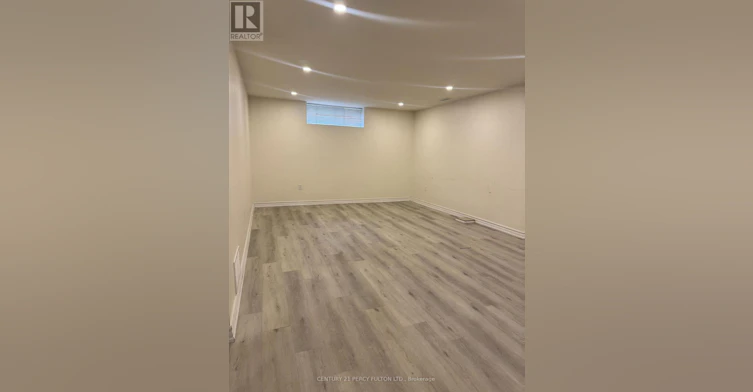 110 Gilroy Drive, Toronto, ON, M1P 2A1 - 19