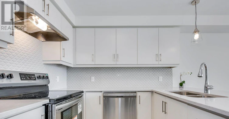 123 Toucan Trail, Oakville, ON, L6H 7C8 - 5