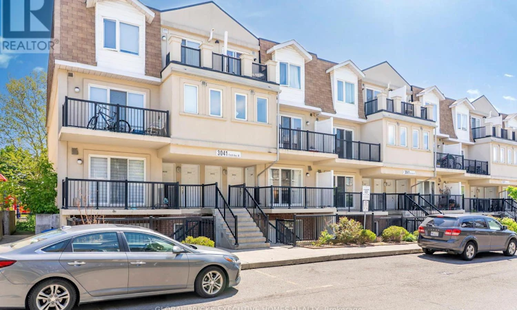 2054-3041 Finch Avenue W