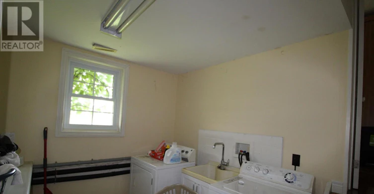 HOUSE-10748 Mcewen Drive, Komoka, ON, N0M 1P0 - 29
