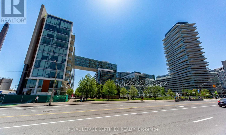 928-29 Queens Quay Street E