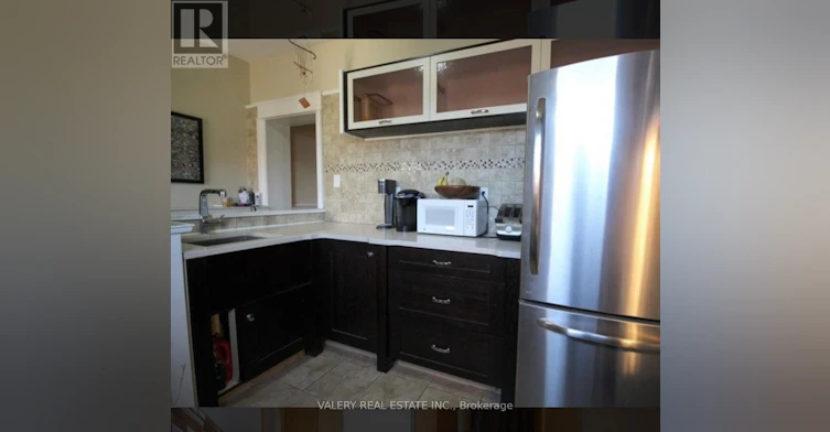 MAIN-8 Boon Avenue, Toronto, ON, M6E 3Z3