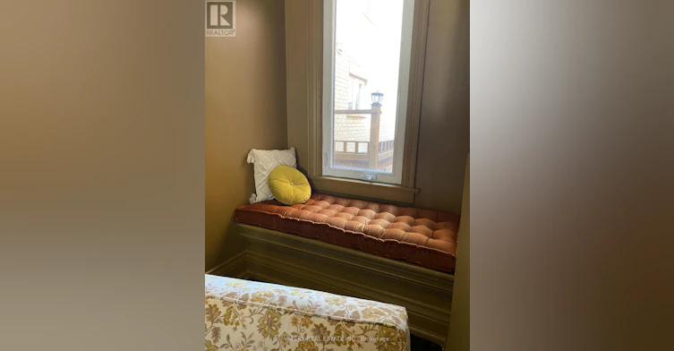 MAIN-8 Boon Avenue, Toronto, ON, M6E 3Z3 - 9