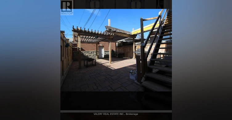MAIN-8 Boon Avenue, Toronto, ON, M6E 3Z3 - 11