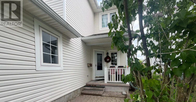 827 Como Crescent, Ottawa, ON, K4A 3Z8 - 2