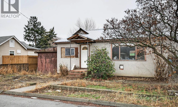 439 Campbell Avenue