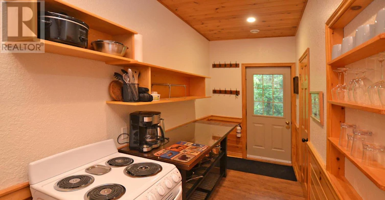 77 Amorak Trail, Whitestone, ON, P0A 1G0 - 14