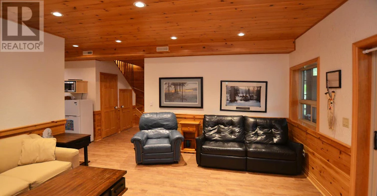 77 Amorak Trail, Whitestone, ON, P0A 1G0 - 9