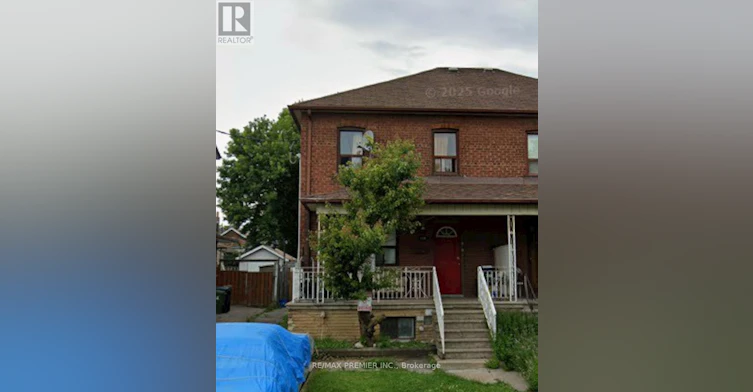 118 Bude Street, Toronto, ON, M6E 2E5