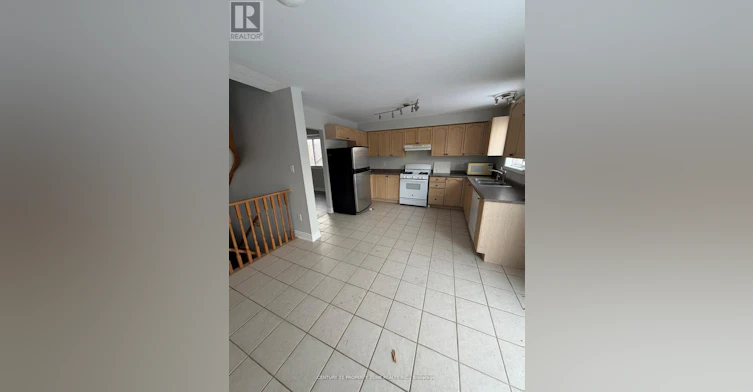 42 Patrick Drive, Barrie, ON, L4N 0H1 - 8