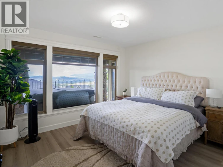 990 Hewetson Avenue, Kelowna, BC, V1W 5H8 - 22