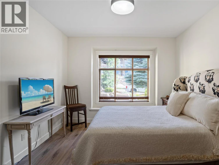 990 Hewetson Avenue, Kelowna, BC, V1W 5H8 - 19