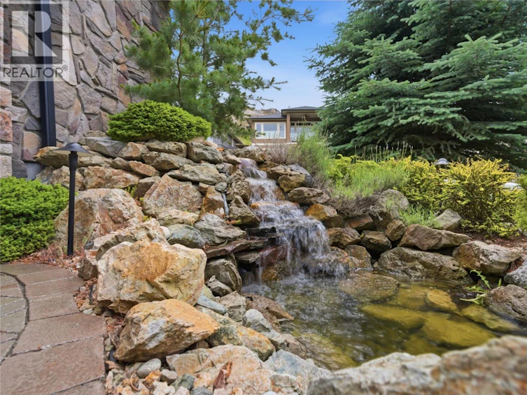 990 Hewetson Avenue, Kelowna, BC, V1W 5H8 - 54