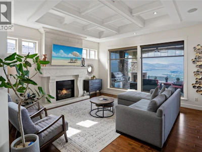990 Hewetson Avenue - 4
